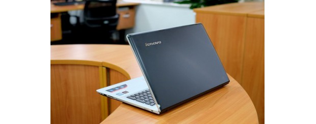 Laptop chip Core i7, camera ghi hình 3 chiều của Lenovo